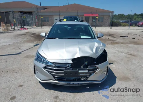 2019 Hyundai Elantra Sel z USA, uszkodzony, nr VIN 5NPD84LF1KH493940
